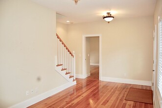 1484 Village Square in Mount Pleasant, SC - Building Photo - Building Photo