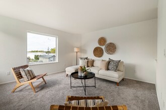 2103 W Xenia Ln, Unit 2103 in Bellingham, WA - Foto de edificio - Building Photo