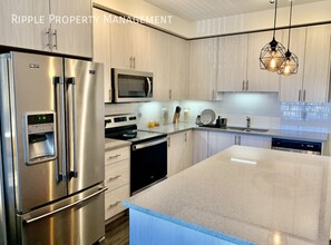151 Legacy Main St SE in Calgary, AB - Building Photo - Building Photo