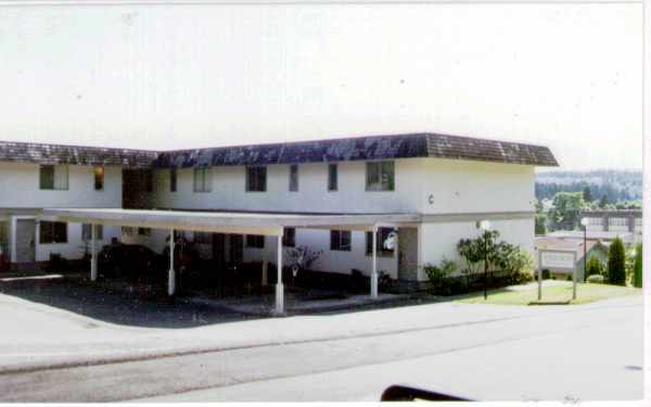 Avondale Heights Apartments in Redmond, WA - Foto de edificio