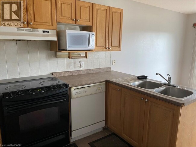 property at 668 Butternut Ave