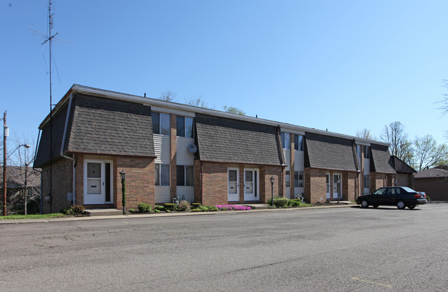 Granada Apartments in Canton, OH - Building Photo - Building Photo