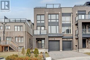 3074 Cascade Common in Oakville, ON - Building Photo