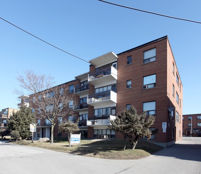 2597 Keele St in Toronto, ON - Building Photo - Building Photo