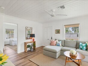 2082 Webber St in Sarasota, FL - Building Photo - Building Photo