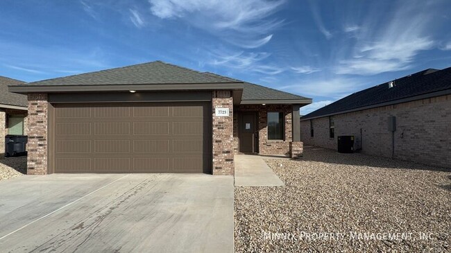 7723 Date Ave in Lubbock, TX - Building Photo - Building Photo