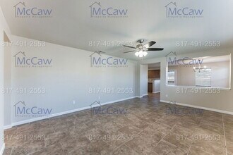 9133 Sun Haven Way in Fort Worth, TX - Building Photo - Building Photo