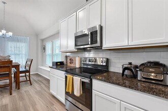 219 Crescent Ave in Melissa, TX - Building Photo - Building Photo