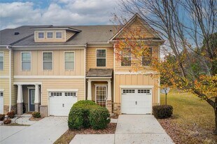 6094 Centennial Run in Atlanta, GA - Building Photo