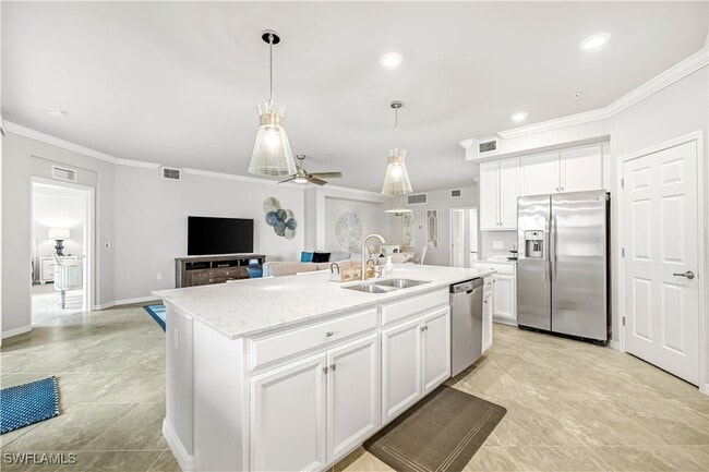 17251 Cherrywood Ct in Bonita Springs, FL - Building Photo - Building Photo