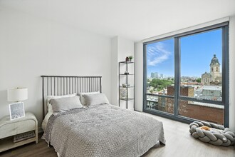 751 N Aberdeen St in Chicago, IL - Foto de edificio - Building Photo