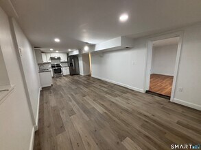 76 Cannon St, Unit N_328 in Hamden, CT - Building Photo - Building Photo