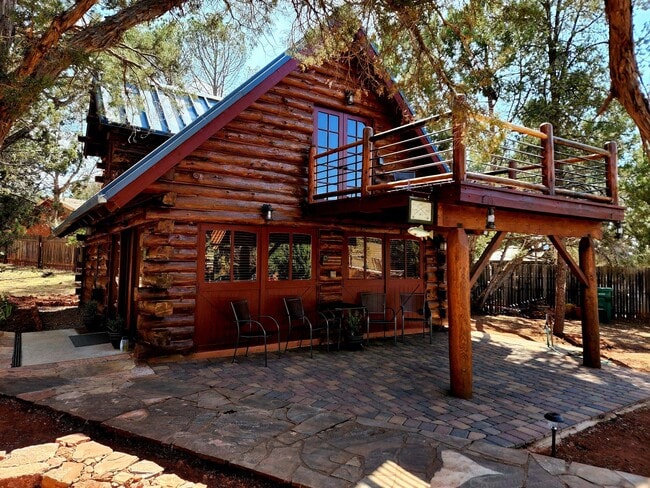 property at 70 Hohokam Cir