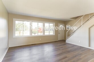 4663 E Livingston Ave in Columbus, OH - Building Photo - Building Photo