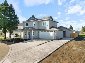 6651-6655 Sunset Bluffs St in Elk Grove, CA - Building Photo - Building Photo