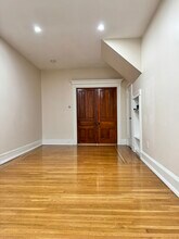 2615 N Calvert St in Baltimore, MD - Building Photo - Building Photo