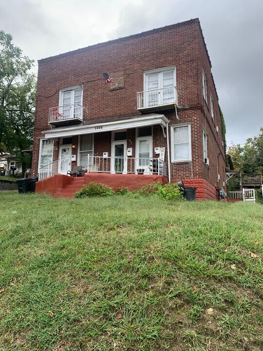 1408 Watts St, Unit D in Charleston, WV - Building Photo