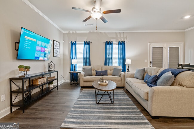 property at 2029 Pinnacle Walk