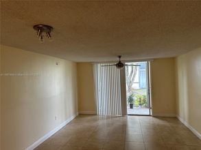 4580 NW 107th Ave, Unit 108-13 in Doral, FL - Building Photo - Building Photo