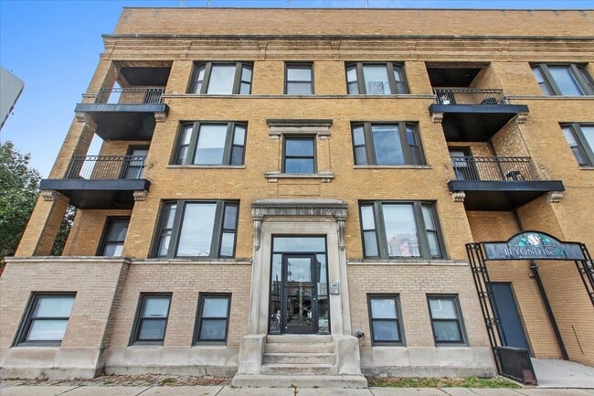 property at 3706 N Sheffield Ave