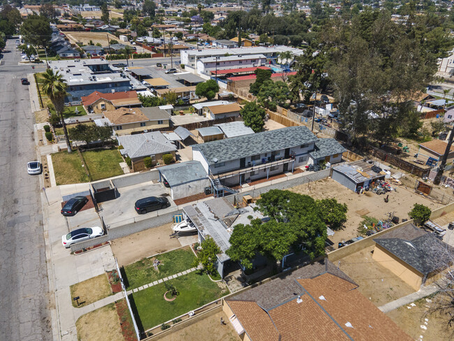 2991 Loma Ave