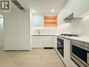 918 W 32nd Ave in Vancouver, BC - Building Photo - Building Photo