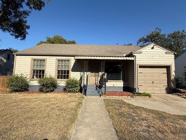 1321 Smilax Ave in Fort Worth, TX - Building Photo