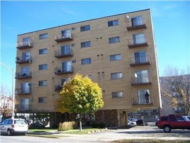 300 Des Plaines Ave Apartments