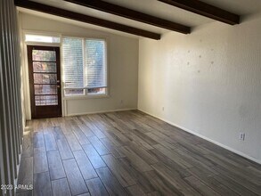 4437 E Hubbell St in Phoenix, AZ - Building Photo - Building Photo