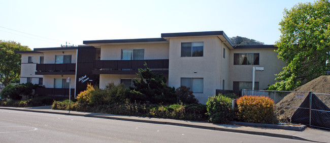 Hillside Terrace in El Cerrito, CA - Building Photo - Building Photo