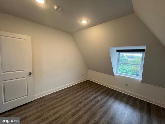 property at 1829 N 33rd St