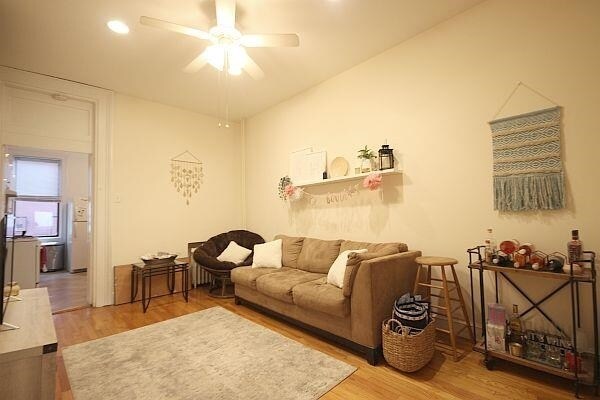 164 5th St