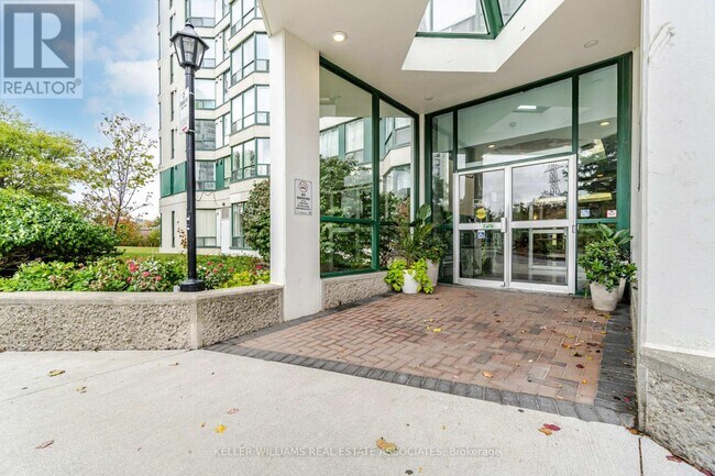 4470-4470 Tucana Ct in Mississauga, ON - Building Photo - Building Photo
