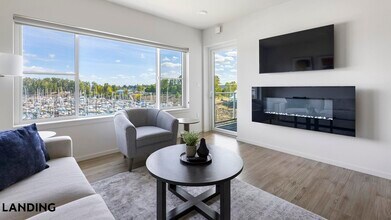 11505 NE Yacht Harbor Dr, Unit C408 in Portland, OR - Foto de edificio - Building Photo