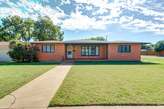 3215 39th St in Lubbock, TX - Building Photo