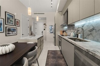 Ten30 in Miami Beach, FL - Building Photo - Building Photo