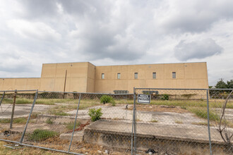 Madrone in Austin, TX - Building Photo - Building Photo