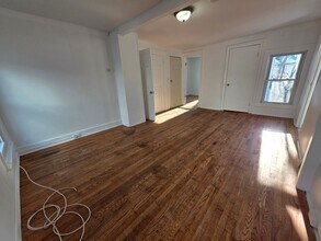 47 Elmendorf St in Kingston, NY - Building Photo - Building Photo