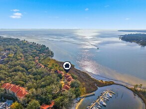 7 Marina Cove Dr in Niceville, FL - Building Photo - Building Photo