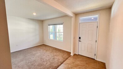 2401 Greenwood Oak Dr in Ocoee, FL - Building Photo - Building Photo