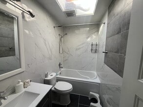 3769 Masson Rue, Unit 3769 in Montréal, QC - Building Photo - Building Photo