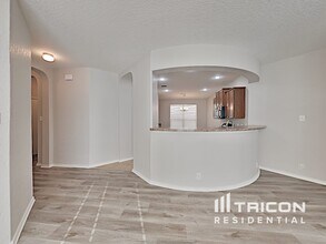10907 Flying Fury Dr in San Antonio, TX - Building Photo - Building Photo
