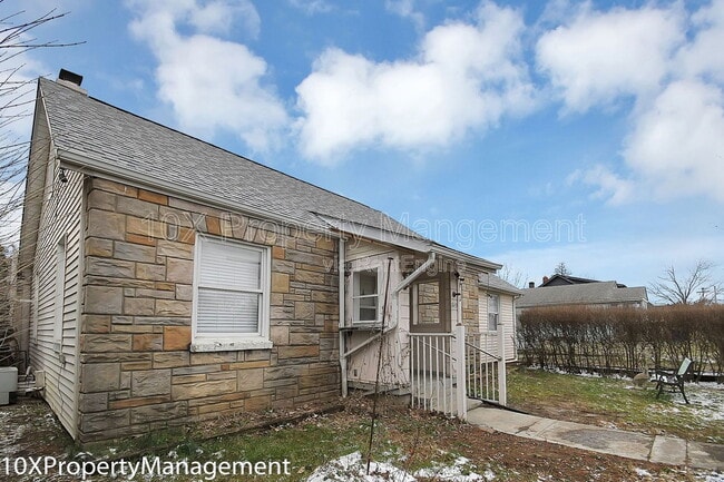 849 Ruby Ave in Columbus, OH - Building Photo - Building Photo