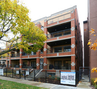 4007 N Paulina St in Chicago, IL - Foto de edificio - Building Photo