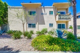 Apartment Building in Park Mesa Heights in Los Angeles, CA - Building Photo
