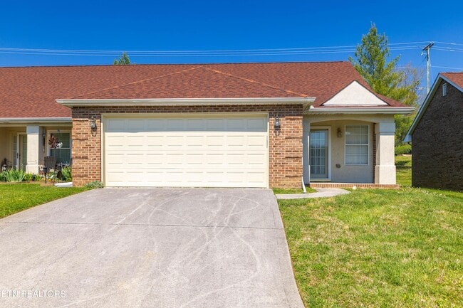 7037 Wakan Ln in Knoxville, TN - Foto de edificio - Building Photo