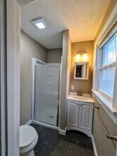 1668 Crafton Blvd in Pittsburgh, PA - Building Photo - Building Photo