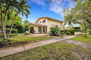 1240 Ortega Ave in Coral Gables, FL - Building Photo