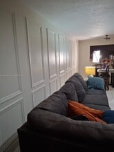 6101 N Falls Cir Dr in Lauderhill, FL - Foto de edificio - Building Photo