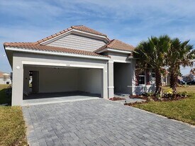 1166 Oak Bluff Dr in Davenport, FL - Building Photo